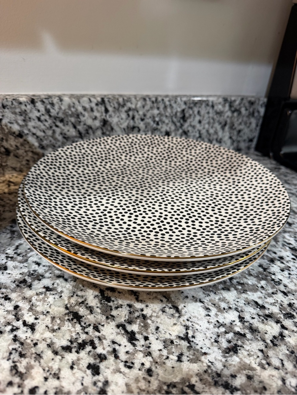 Speckled Black and White Ceramic Dinner Plates with Gold Edge